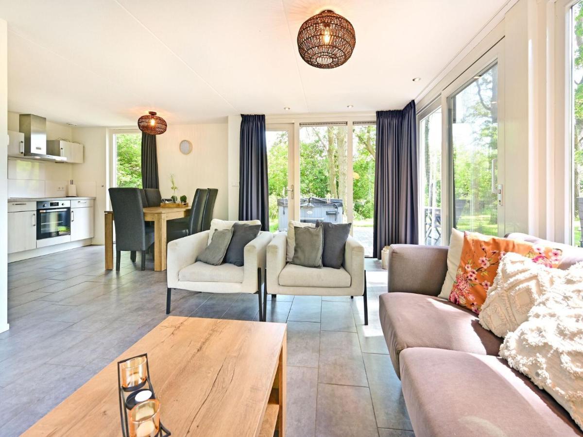 Exquisite Holiday Home In Reutum With Sauna Beekdorp Bagian luar foto